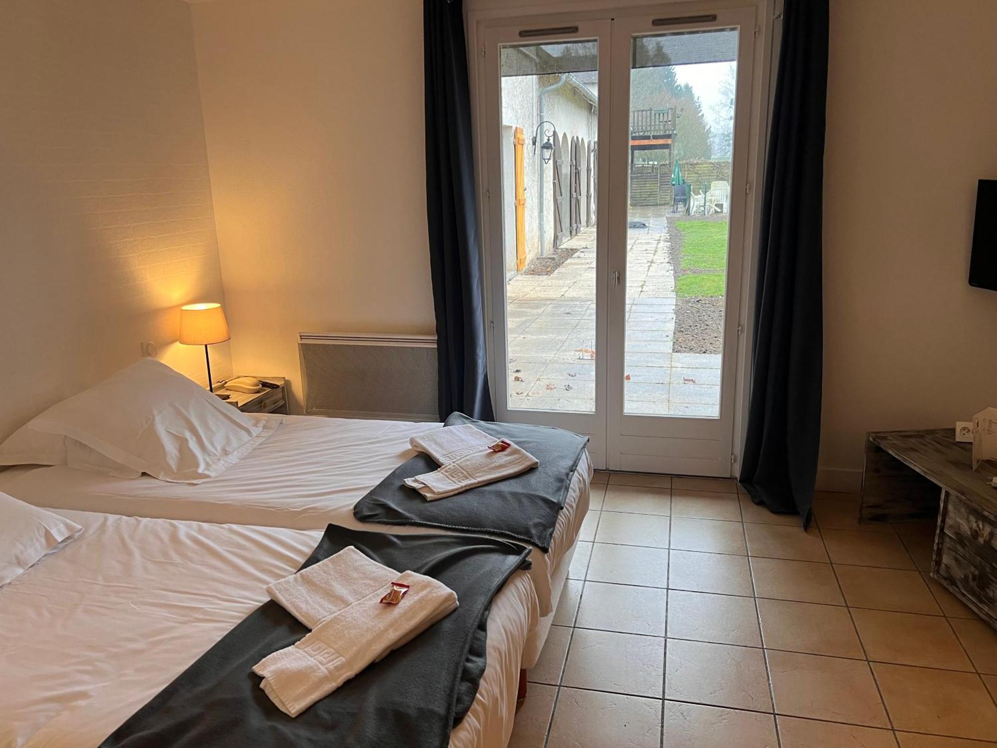Golf Hotel De La Carte Chouzy-sur-Cisse Bagian luar foto